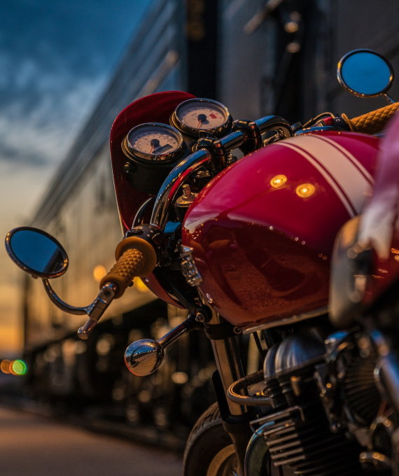 Sklep motoryzacyjny w Pajęcznie